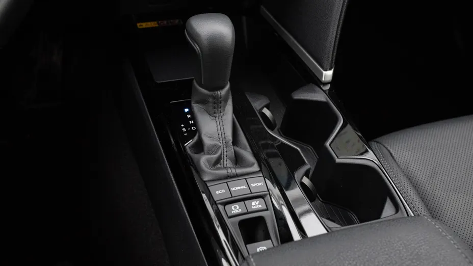 TOYOTA Camry Camry 2.5 Hybrid Dynamic Force Executive e-CVT