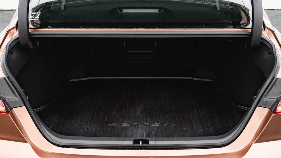 TOYOTA Camry Camry 2.5 Hybrid Dynamic Force Executive e-CVT