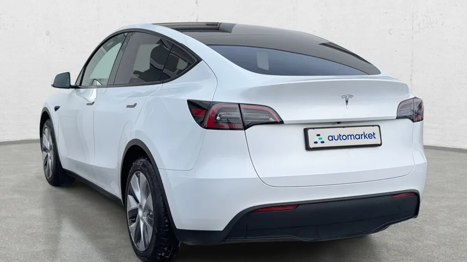 TESLA Model Y Y Long Range RWD