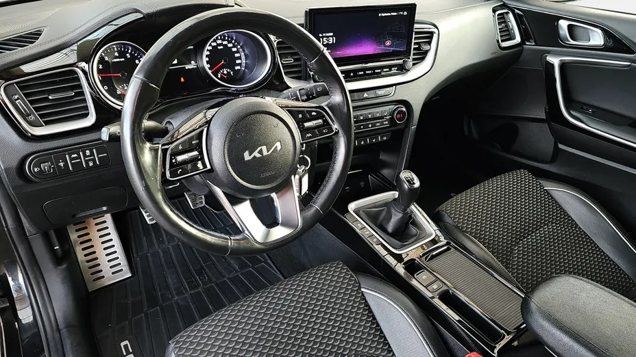 KIA Cee'd Ceed 1.5 T-GDI Business Line