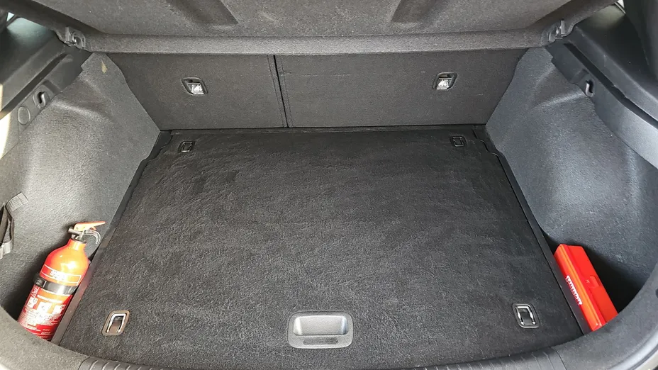 KIA Cee'd Ceed 1.5 T-GDI Business Line