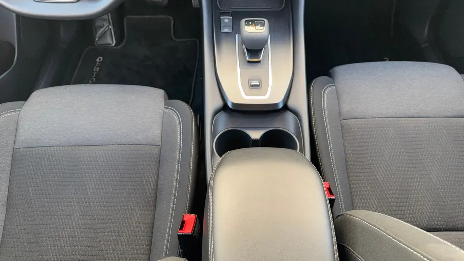 NISSAN Qashqai Qashqai 1.3 DIG-T mHEV N-Connecta Xtronic