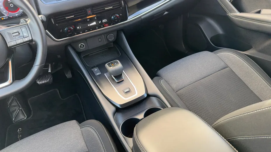 NISSAN Qashqai Qashqai 1.3 DIG-T mHEV N-Connecta Xtronic