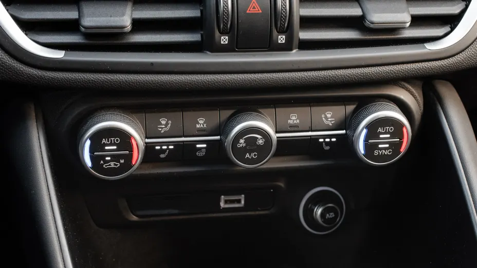 ALFA ROMEO Giulia Giulia 2.0 Turbo Veloce TI Q4 aut