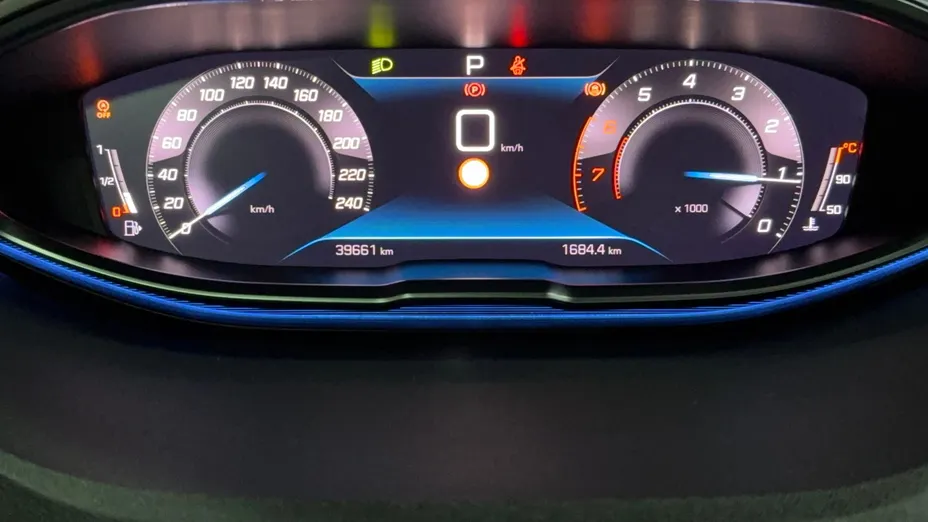 PEUGEOT 3008 3008 1.2 PureTech Allure Pack S&S EAT8