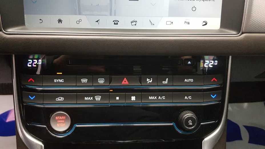 JAGUAR XF XF 2.0 i4D AWD Portfolio aut