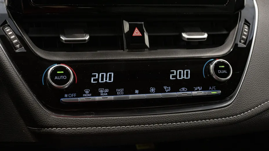 TOYOTA Corolla Corolla 2.0 Hybrid Trek