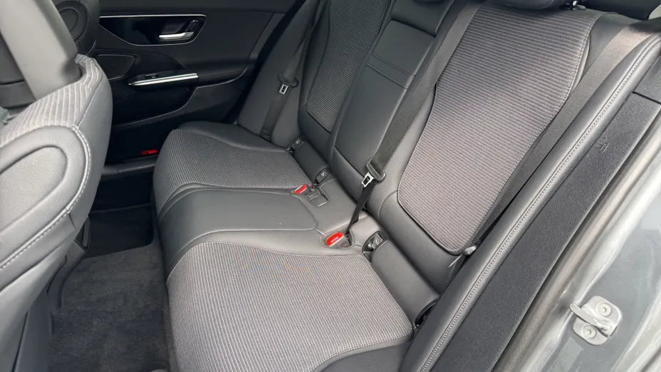 MERCEDES-BENZ C Klasa C 220 d mHEV 4-Matic Avantgarde