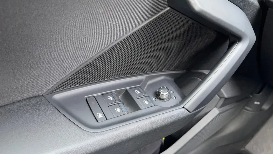 AUDI A3 A3 35 TFSI mHEV S Line S tronic