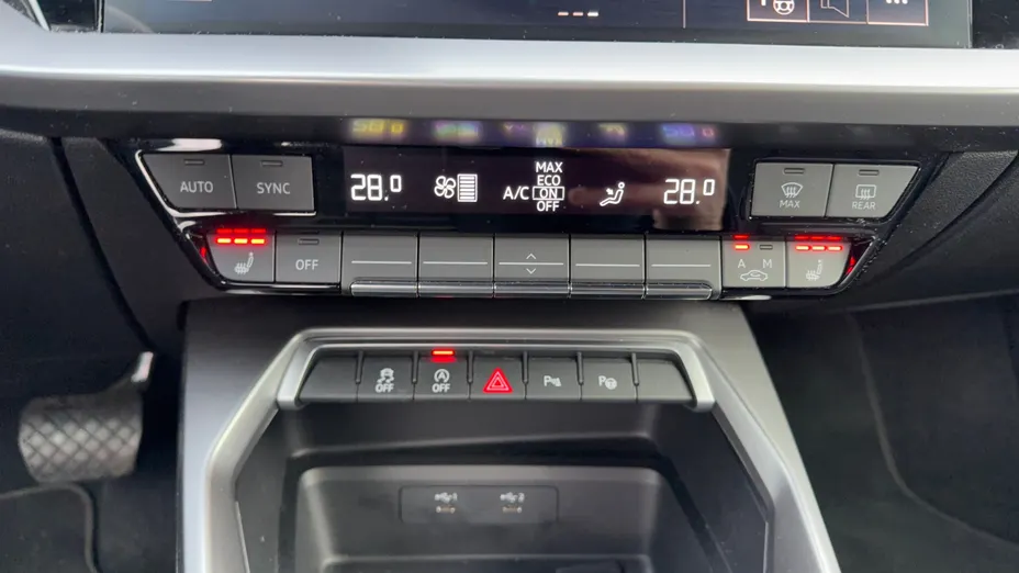 AUDI A3 A3 35 TFSI mHEV S Line S tronic