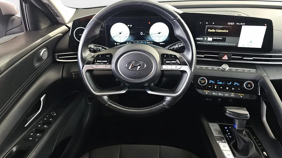 HYUNDAI Elantra Elantra 1.6 Executive CVT