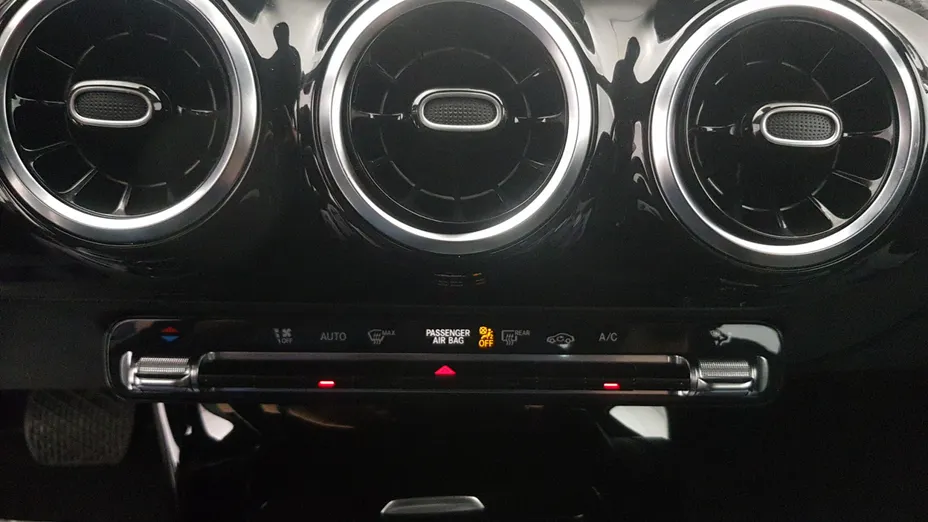 MERCEDES-BENZ A Klasa A 180 Style 7G-DCT