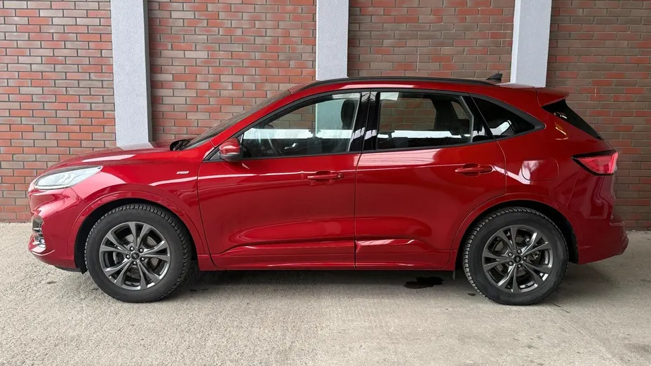 FORD Kuga Kuga 1.5 EcoBoost FWD ST-Line