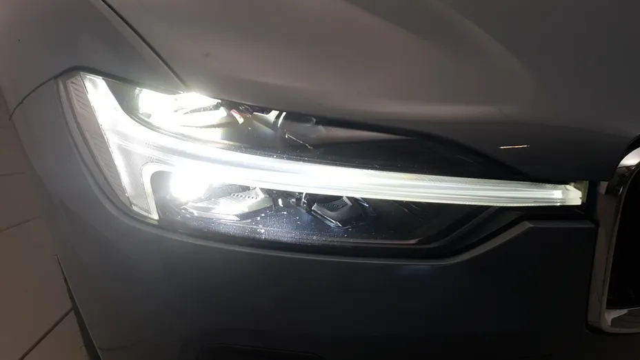 VOLVO XC60 XC60 B4 B Core aut