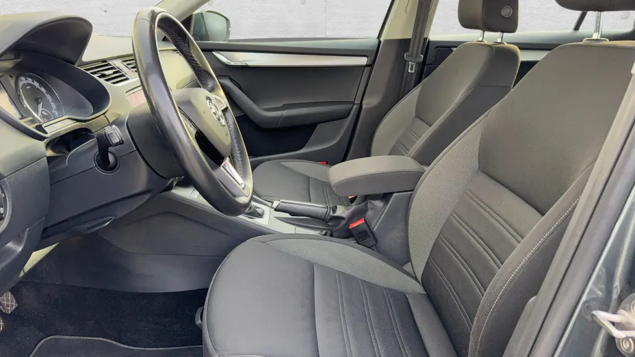 SKODA Octavia Octavia 2.0 TDI SCR Ambition DSG