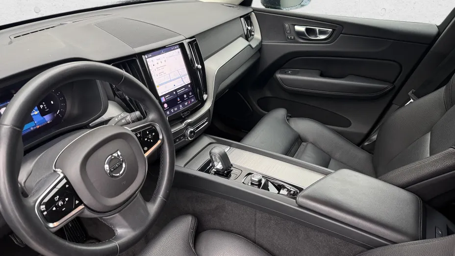 VOLVO XC60 XC60 B4 D AWD Plus Bright aut