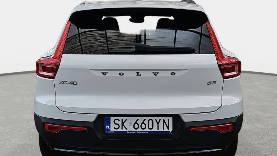 VOLVO XC40 XC40 B3 Plus Dark aut