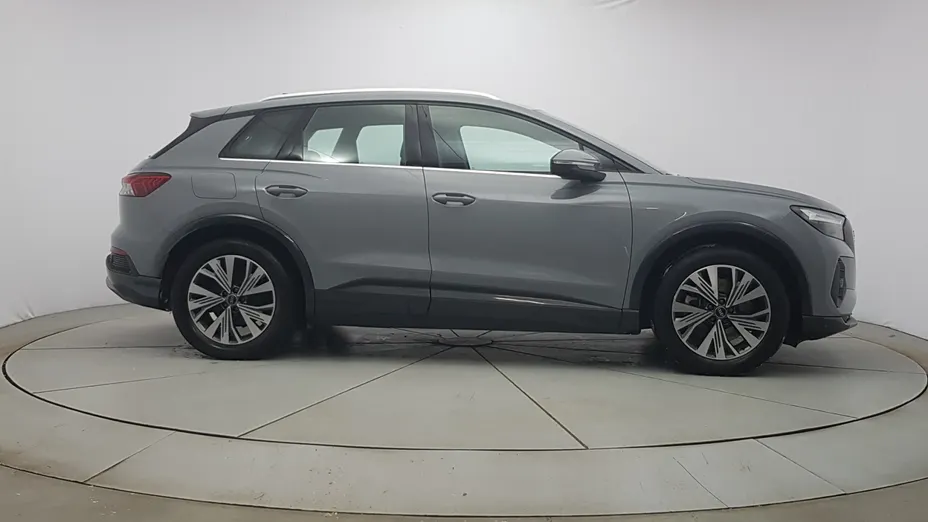 AUDI Q4 Q4 e-tron 40 77kWh Advanced