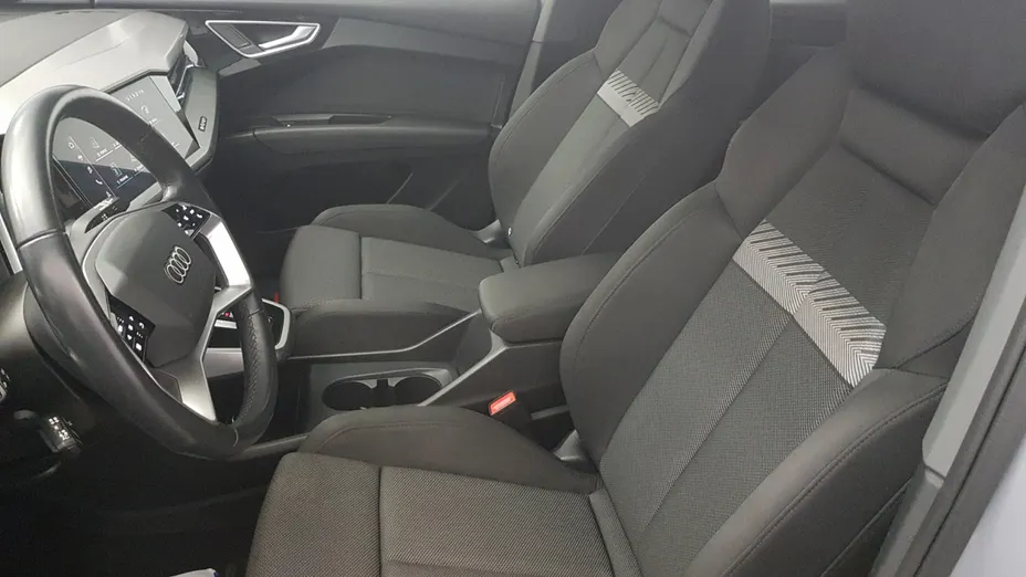 AUDI Q4 Q4 e-tron 40 77kWh Advanced