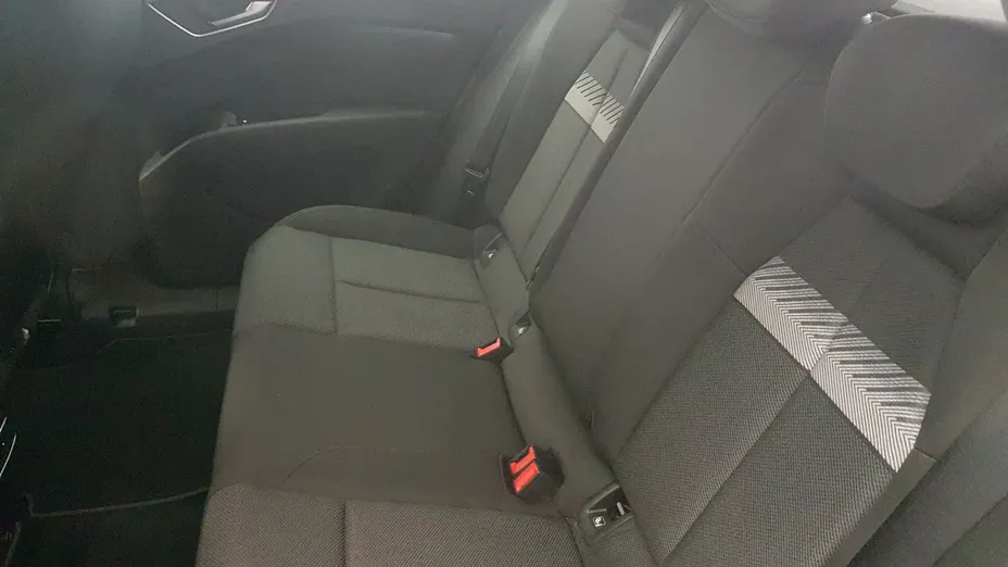 AUDI Q4 Q4 e-tron 40 77kWh Advanced