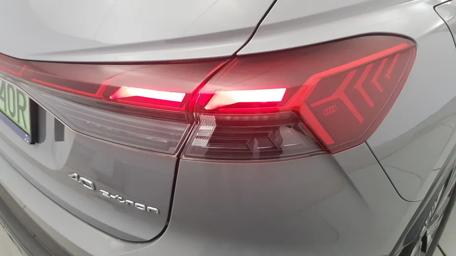 AUDI Q4 Q4 e-tron 40 77kWh Advanced