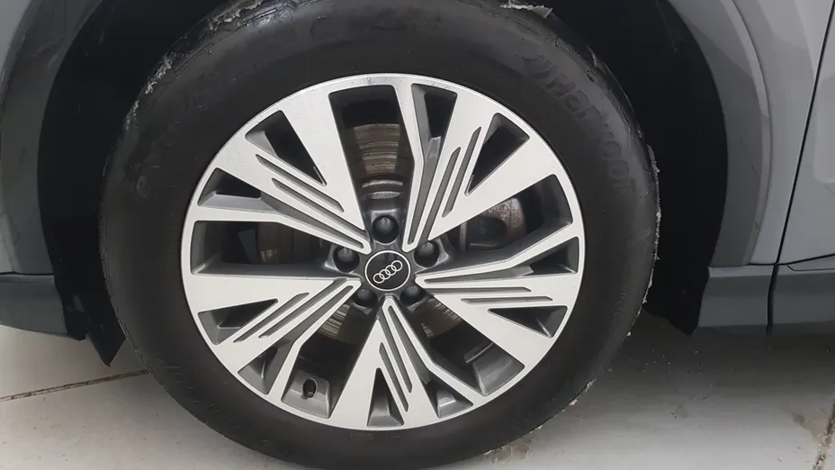 AUDI Q4 Q4 e-tron 40 77kWh Advanced