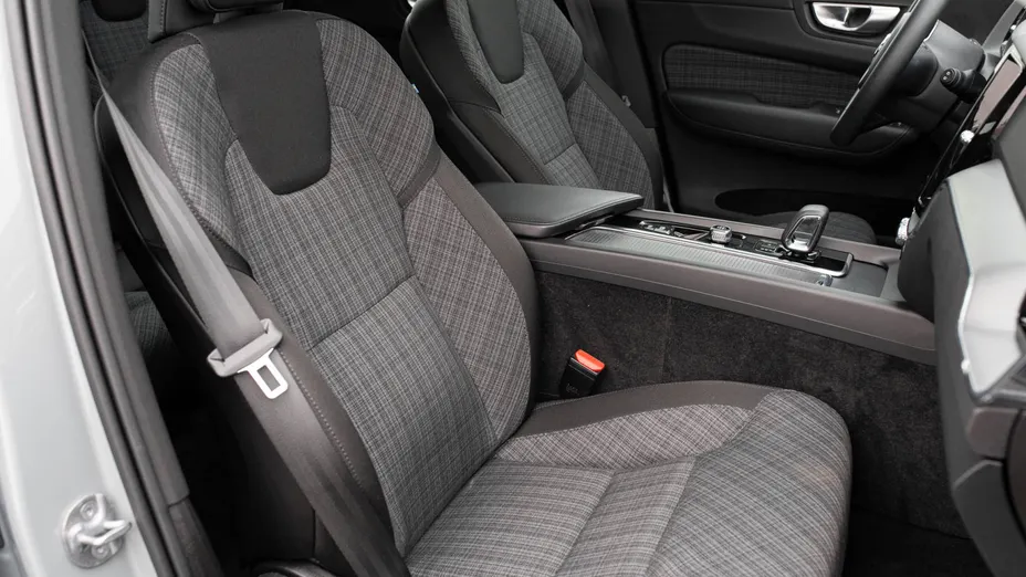 VOLVO XC60 XC60 B4 B Core aut