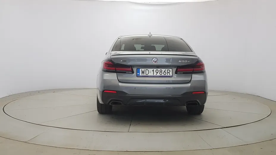 BMW Seria 5 530e xDrive M Sport sport-aut