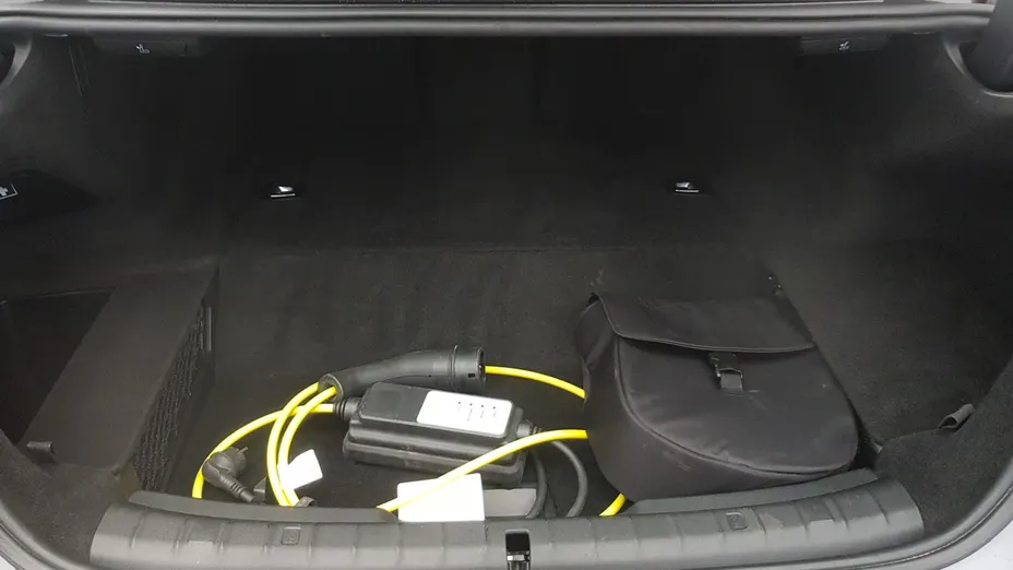 BMW Seria 5 530e xDrive M Sport sport-aut