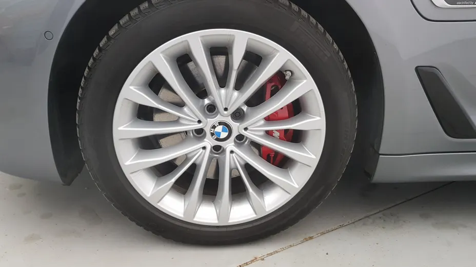 BMW Seria 5 530e xDrive M Sport sport-aut