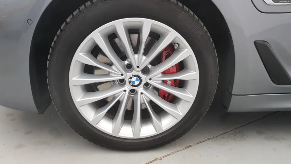 BMW Seria 5 530e xDrive M Sport sport-aut