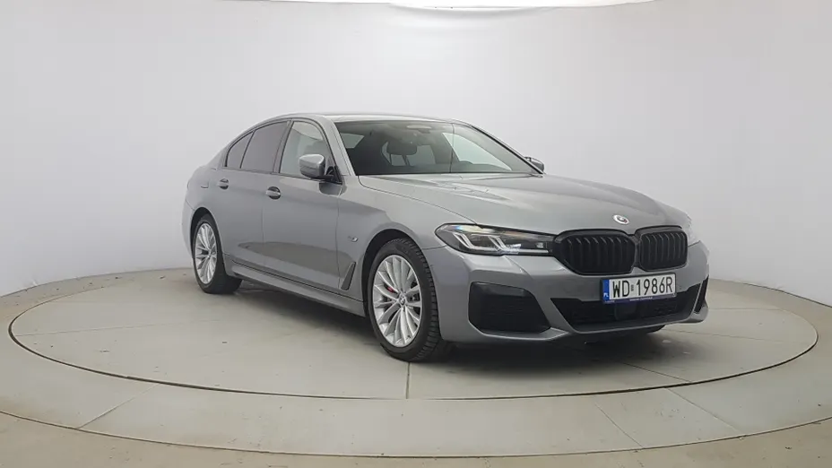 BMW Seria 5 530e xDrive M Sport sport-aut