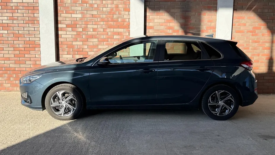HYUNDAI i30 i30 1.0 T-GDI Smart