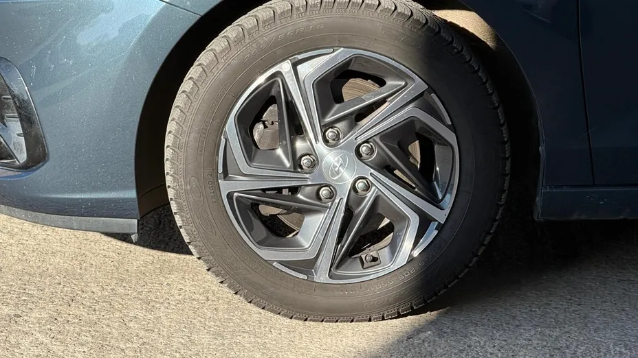 HYUNDAI i30 i30 1.0 T-GDI Smart