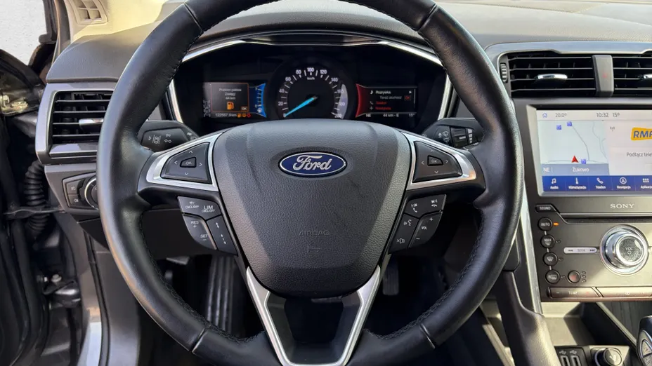 FORD Mondeo Mondeo 2.0 Hybrid Titanium