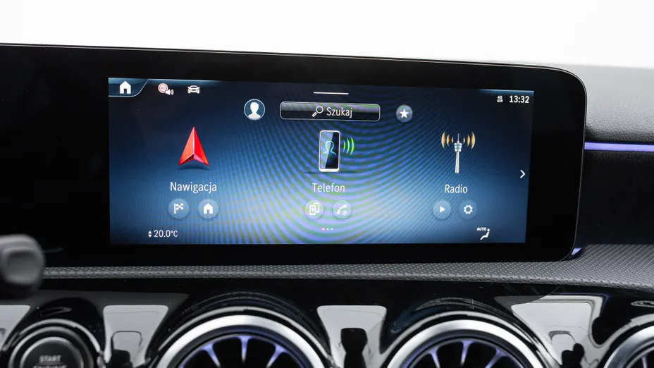 MERCEDES-BENZ A Klasa A 200 AMG Line 7G-DCT