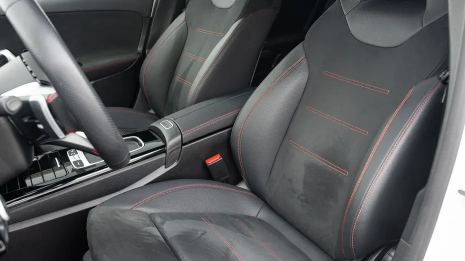 MERCEDES-BENZ A Klasa A 200 AMG Line 7G-DCT