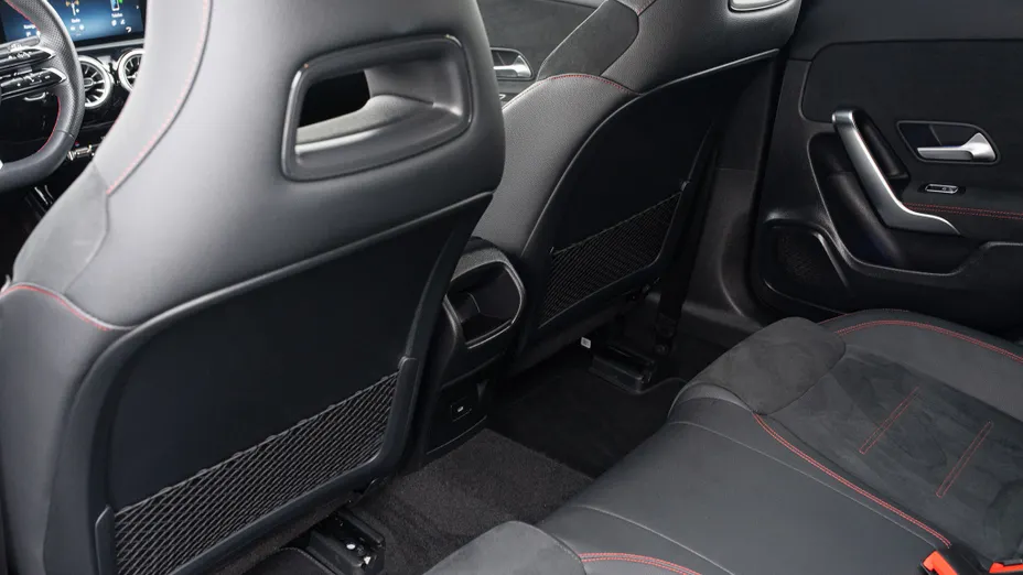 MERCEDES-BENZ A Klasa A 200 AMG Line 7G-DCT