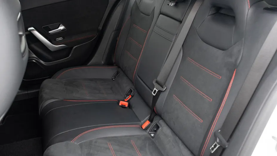MERCEDES-BENZ A Klasa A 200 AMG Line 7G-DCT