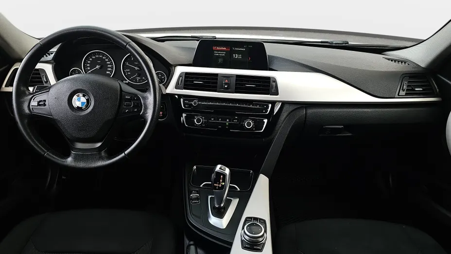 BMW Seria 3 318d aut