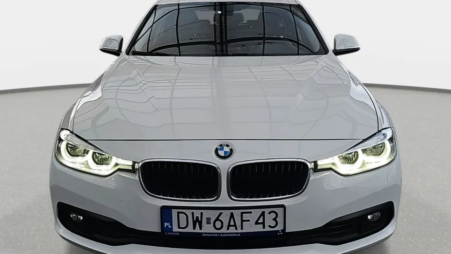 BMW Seria 3 318d aut