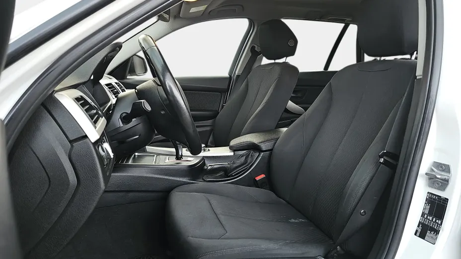 BMW Seria 3 318d aut