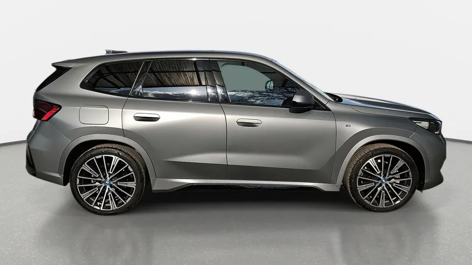 BMW iX1 iX1 xDrive30 66.5kWh M Sport