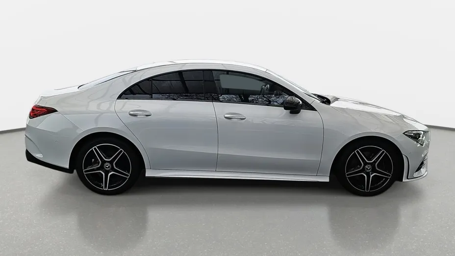 MERCEDES-BENZ CLA CLA 200 AMG Line 7G-DCT