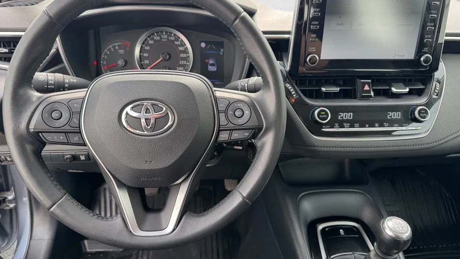TOYOTA Corolla Corolla 1.5 Comfort