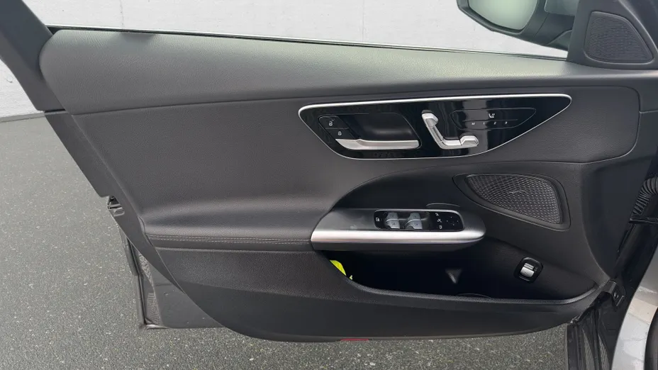 MERCEDES-BENZ C Klasa C 220 d mHEV 4-Matic Avantgarde