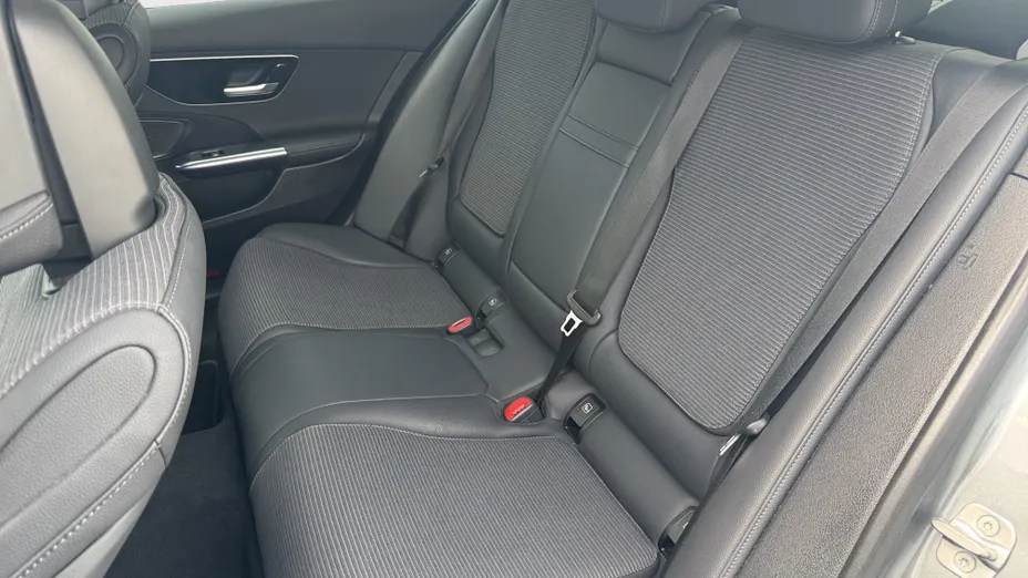 MERCEDES-BENZ C Klasa C 220 d mHEV 4-Matic Avantgarde