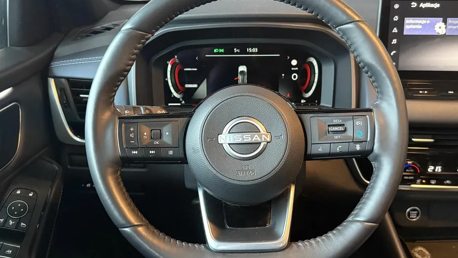 NISSAN Qashqai Qashqai 1.3 DIG-T mHEV Tekna