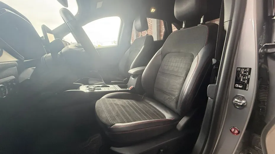 FORD Kuga Kuga 2.5 FHEV FWD ST-Line X