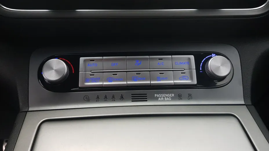 HYUNDAI Kona Kona Electric 64kWh Modern